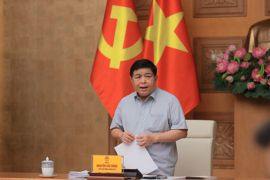 Nghiên cứu xây dựng nghị quyết của Bộ Chính trị về phát triển doanh nghiệp nhà nước