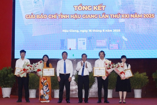 Tỉnh Hậu Giang tổ chức họp mặt, tri ân những người làm báo