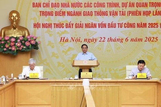 Thủ tướng Phạm Minh Chính: Không để việc tổ chức chính quyền địa phương ảnh hưởng đến các công việc khác