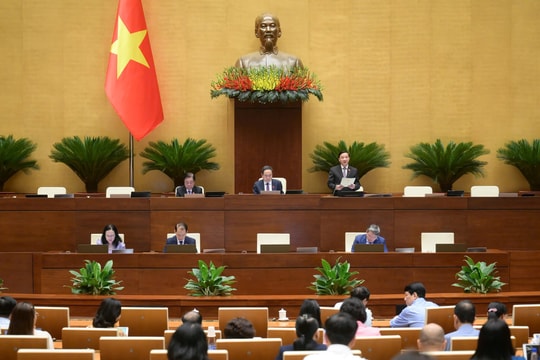 Tháo gỡ vướng mắc về pháp luật: Con tàu tốc hành không thể để lỡ cơ hội phát triển
