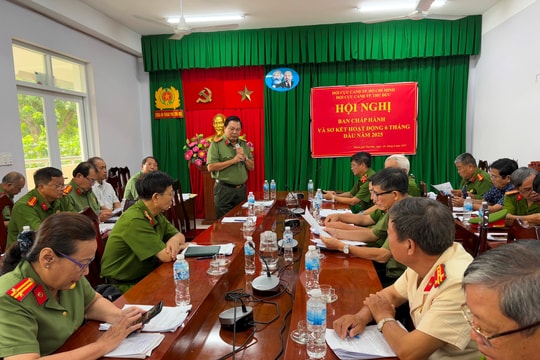 Ngọn lửa nhiệt huyết chiến thắng tuổi tác