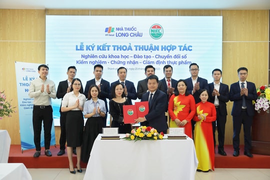 Kiểm tra kép vì sức khỏe người dân và khách hàng