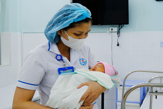 Chức năng tim chỉ còn 32%, sản phụ và con được cứu sống nhờ hệ thống bệnh án điện tử