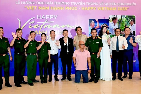 Hoa hậu Yoga Nguyễn Thị Huyền: "Hạnh phúc đến từ những điều bình dị"