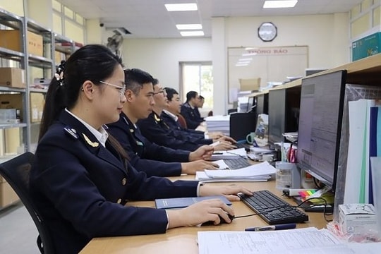 Ứng dụng Viet Nam Customs Data: Hướng tới hải quan phi giấy tờ