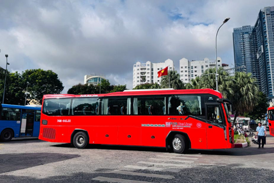 Vì sao ít cán bộ từ Bình Dương, Bà Rịa-Vũng Tàu đến TP.HCM bằng xe đưa đón miễn phí?