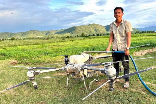 Drone và công nghệ nhân bản giữa dòng nước xiết