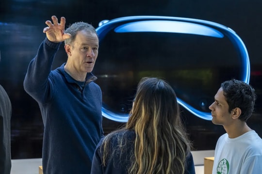 Jeff Williams rời ghế phó tướng ở Apple, John Ternus có khả năng cao kế nhiệm CEO Tim Cook