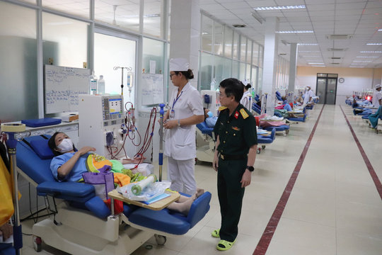 Ngày càng nhiều bệnh nhân trẻ phải chạy thận, lọc máu