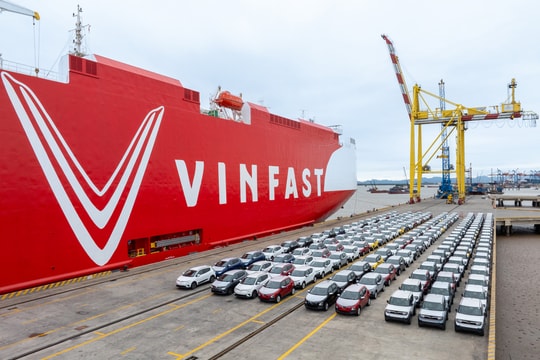 VinFast bàn giao 11.382 xe ô tô điện trong tháng 6.2025