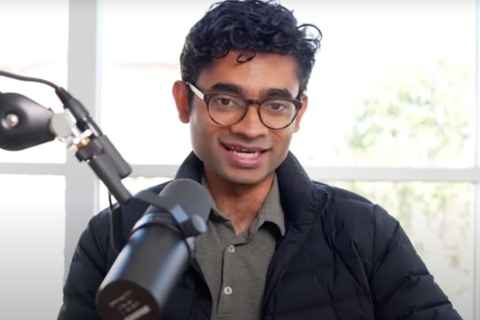 Windsurf tạo nên xu hướng mới khiến OpenAI định thâu tóm, Google săn mất CEO Varun Mohan