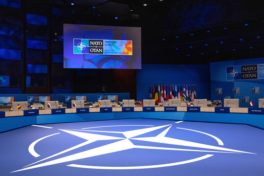 NATO - 'vũ khí bí mật' giúp châu Âu tăng tốc cuộc đua AI và công nghệ lưỡng dụng