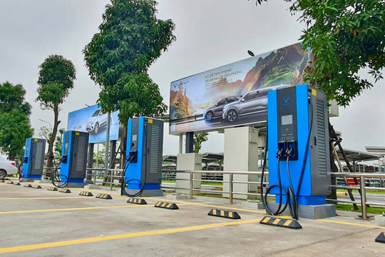 Bài toán lưới điện cho xe điện ở vùng lõi Hà Nội không hề khó giải