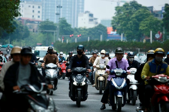 Tọa đàm 'Chuyển đổi xe xăng sang xe điện - Xu hướng tất yếu và lộ trình thực thi'