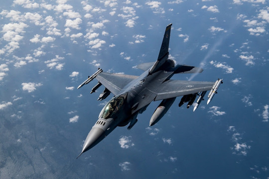 F-16: 'Diều hâu' ra đời sau thất bại của Mỹ tại Việt Nam