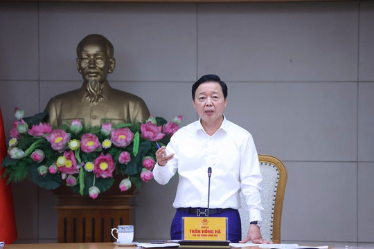 Gỡ thẻ vàng EC: Chấm dứt việc 'vi phạm nhưng không rõ ai xử'