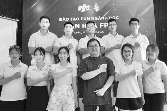 FPT nhớ ông Hoàng Nam Tiến: 'Có những nỗi đau không thể nói thành lời'