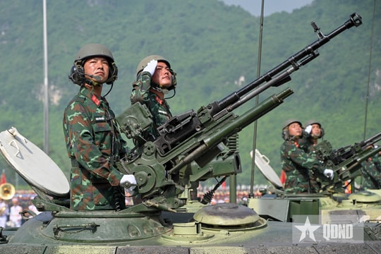 Tìm hiểu tính năng đặc biệt của xe tăng T-54 xuất hiện tại đại lễ 2.9