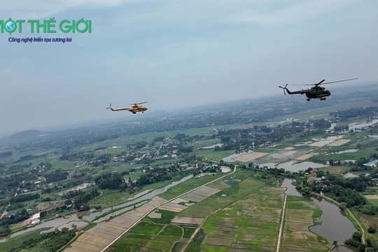 Cận cảnh 10 trực thăng Mi-8 và Mi-17 sẽ kéo cờ Đảng, cờ Tổ quốc trên bầu trời Hà Nội dịp 2.9