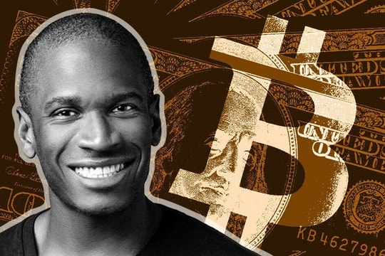 Arthur Hayes đoán Bitcoin có thể giảm xuống 100.000 USD, Eric Trump khuyên mua