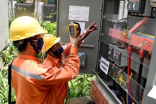 Nắng nóng 40 độ: Tiêu thụ điện sao cho hợp lý, an toàn?