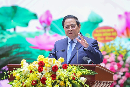 Đẩy mạnh chuyển đổi xanh giao thông và đô thị thông minh