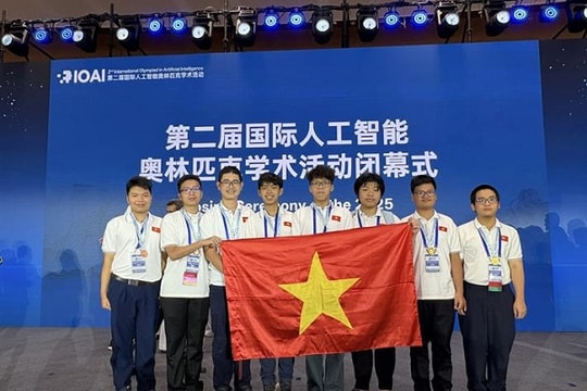 Giành 3 HCV tại Trung Quốc, Việt Nam vào Top 4 IOAI 2025