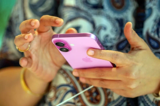 Người dùng iPhone sẽ 'sốc' với tính năng điều khiển bằng giọng nói mới