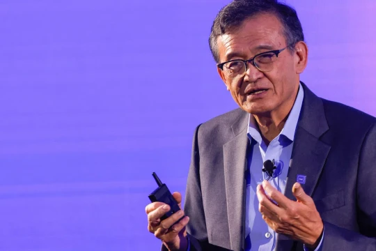 Ông Trump ca ngợi CEO Intel sau khi kêu gọi từ chức vì liên quan Trung Quốc