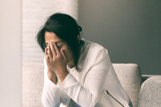 Tâm lý học lý giải việc tha thứ cho chính mình khó hơn tha thứ cho người khác