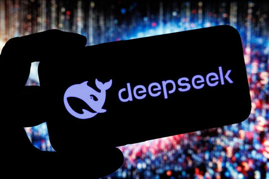 DeepSeek V3.1 ra mắt, fan vẫn mong chờ R2