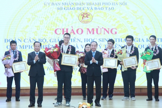 Việt Nam giành HCV Olympic thiên văn và vật lý thiên văn quốc tế