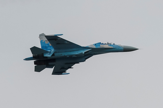 Tiêm kích Su-27 mang vũ khí Mỹ: Chìa khóa giúp Ukraine mở toang ‘ô phòng không’ Nga?
