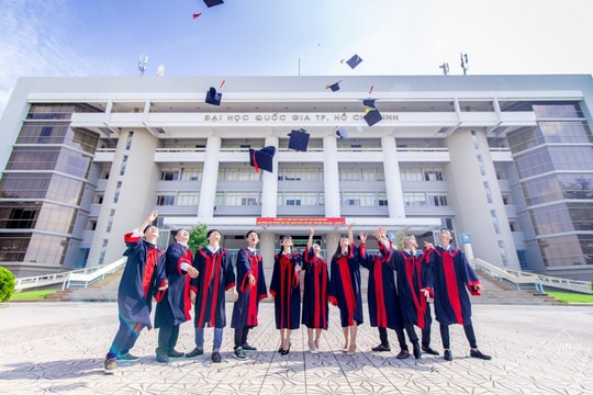 Đại học Quốc gia TP.HCM tuyển sinh 2025: 24.500 chỉ tiêu, có ngành hơn 29 điểm