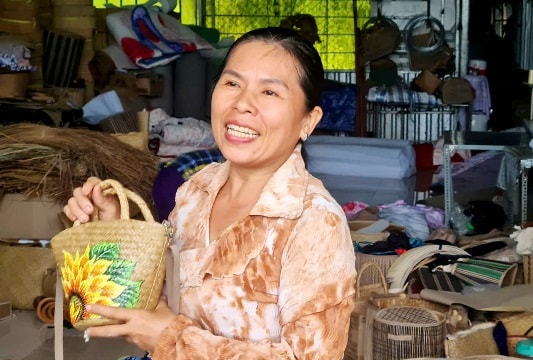 Biến cây uzu thành đồ thủ công mỹ nghệ độc đáo