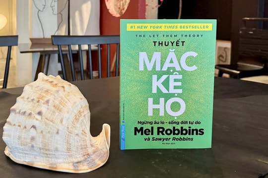 'Thuyết mặc kệ họ' Kỳ 1: Càng cố gắng kiểm soát, bạn càng trở nên lo lắng và căng thẳng