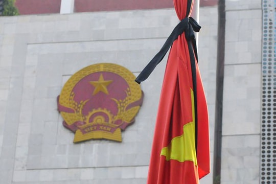 Không tổ chức quốc tang đối với cán bộ cấp cao có vi phạm, bị thôi chức vụ