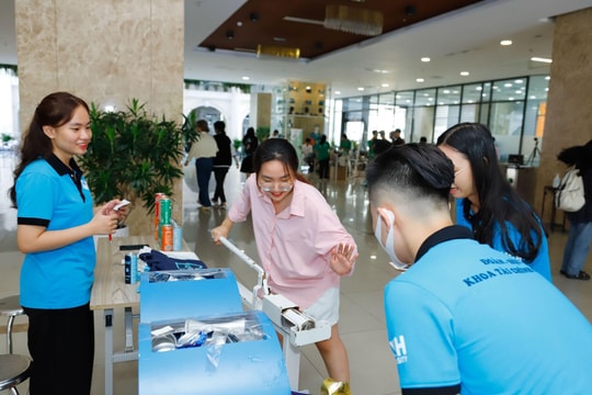 Mô hình 'trường học xanh' ứng dụng IoT quản lý năng lượng, rác thải