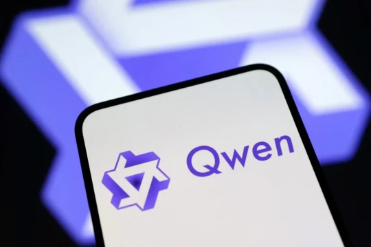 Alibaba: Qwen-3-Max-Preview hơn 1.000 tỉ tham số, vượt DeepSeek V3.1 và Kimi K2 về hiệu suất