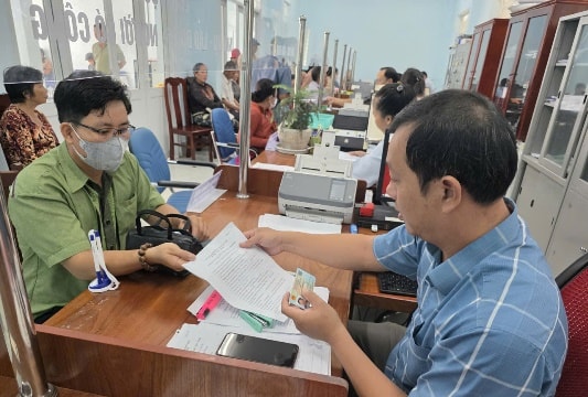 Cà Mau: Chi hơn 17 tỉ đồng hỗ trợ cán bộ, công chức