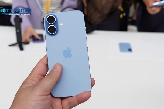 Apple ra mắt iPhone: iPhone 17 tiêu chuẩn được khen “đáng tiền” nhất trong các sản phẩm