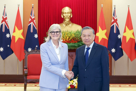 Tổng Bí thư đề nghị Việt Nam - Australia mở rộng trao đổi, giao lưu nhân tài, nhà khoa học