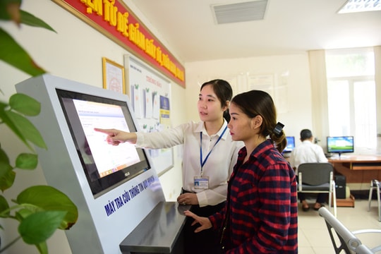 Phấn đấu 40% người trưởng thành sẽ 'lên mạng' làm giấy tờ vào 2025