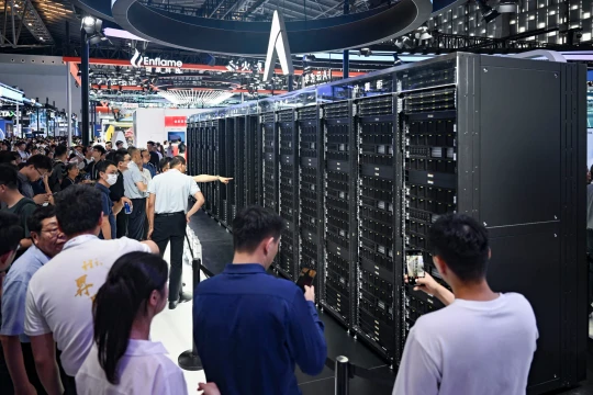 Huawei tuyên bố tạo cụm máy tính siêu nút mạnh nhất thế giới, vượt Nvidia