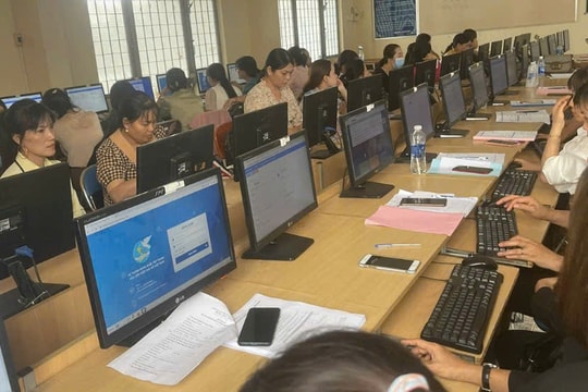 Đồng Tháp triển khai sâu rộng phong trào 'Bình dân học vụ số'