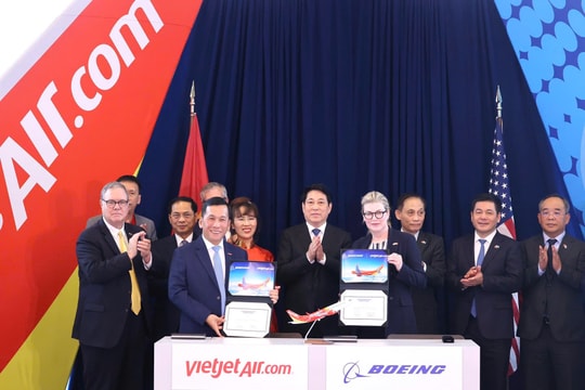 Chủ tịch nước Lương Cường dự lễ Vietjet nhận bàn giao máy bay Boeing đầu tiên, đánh dấu 30 năm quan hệ Việt Nam - Mỹ