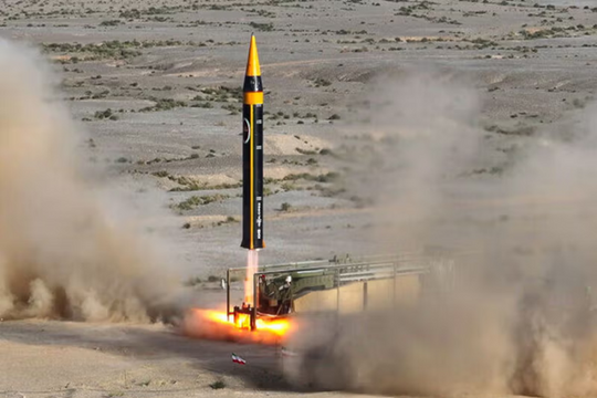Bí ẩn phía sau tuyên bố Iran phóng thử thành công tên lửa liên lục địa