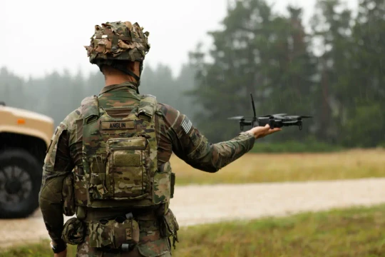 Mỹ tụt hậu về drone trước Ukraine, Nga dù ông Trump đặt mục tiêu lớn