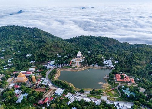 Cảnh báo thủ đoạn sử dụng Fanpage giả mạo để lừa đảo trong mùa du lịch