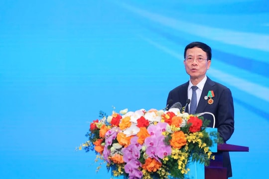 Bộ trưởng Nguyễn Mạnh Hùng: Từ mạch máu thông tin đến ngôi sao dẫn lối